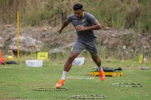 Práctica entrenamiento Barcelona Sporting Club