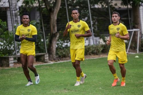 Práctica entrenamiento Barcelona Sporting Club