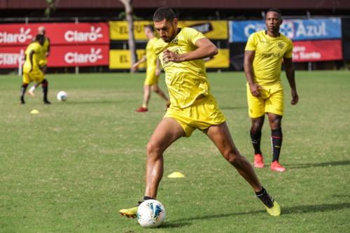 Práctica entrenamiento Barcelona Sporting Club