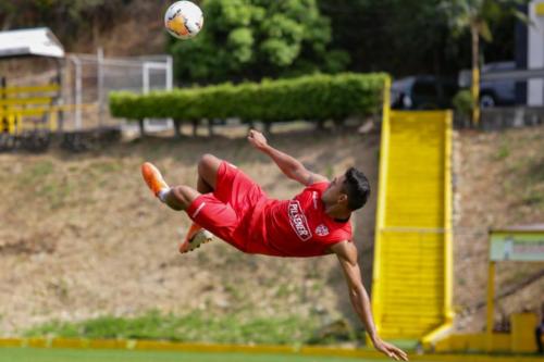 Práctica entrenamiento Barcelona Sporting Club