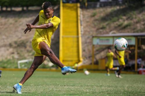 Práctica entrenamiento Barcelona Sporting Club