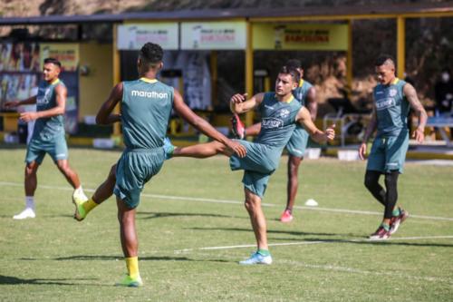 Práctica entrenamiento Barcelona Sporting Club