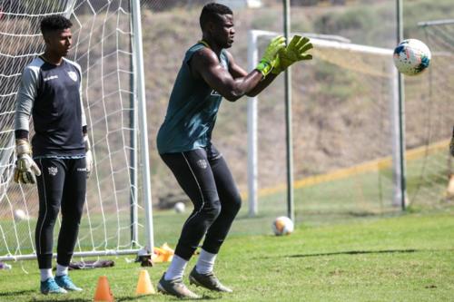 Práctica entrenamiento Barcelona Sporting Club