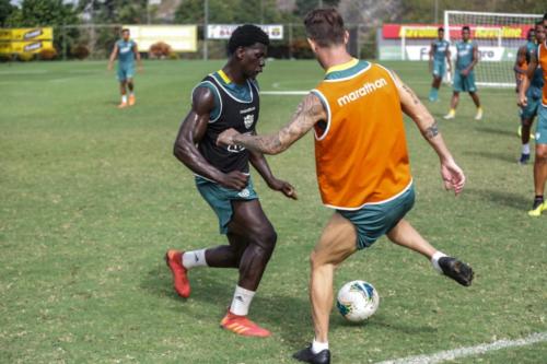 Práctica entrenamiento Barcelona Sporting Club