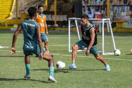 Práctica entrenamiento Barcelona Sporting Club